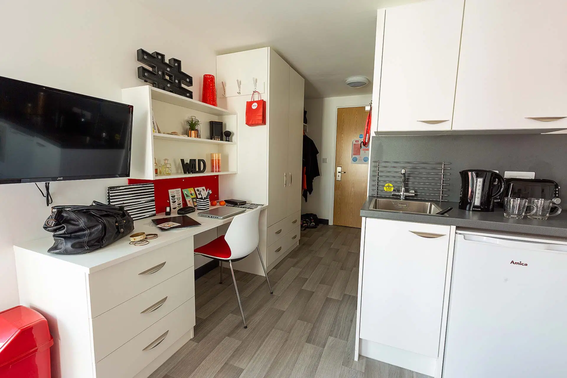 Julian Court, Coventry – Amenities