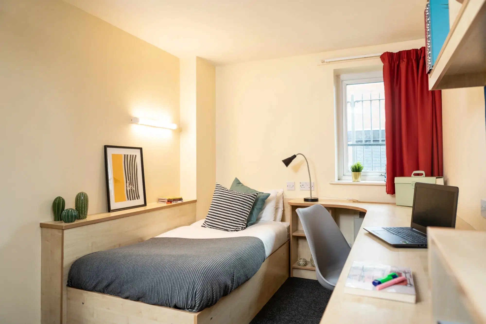 Albert Court, Liverpool