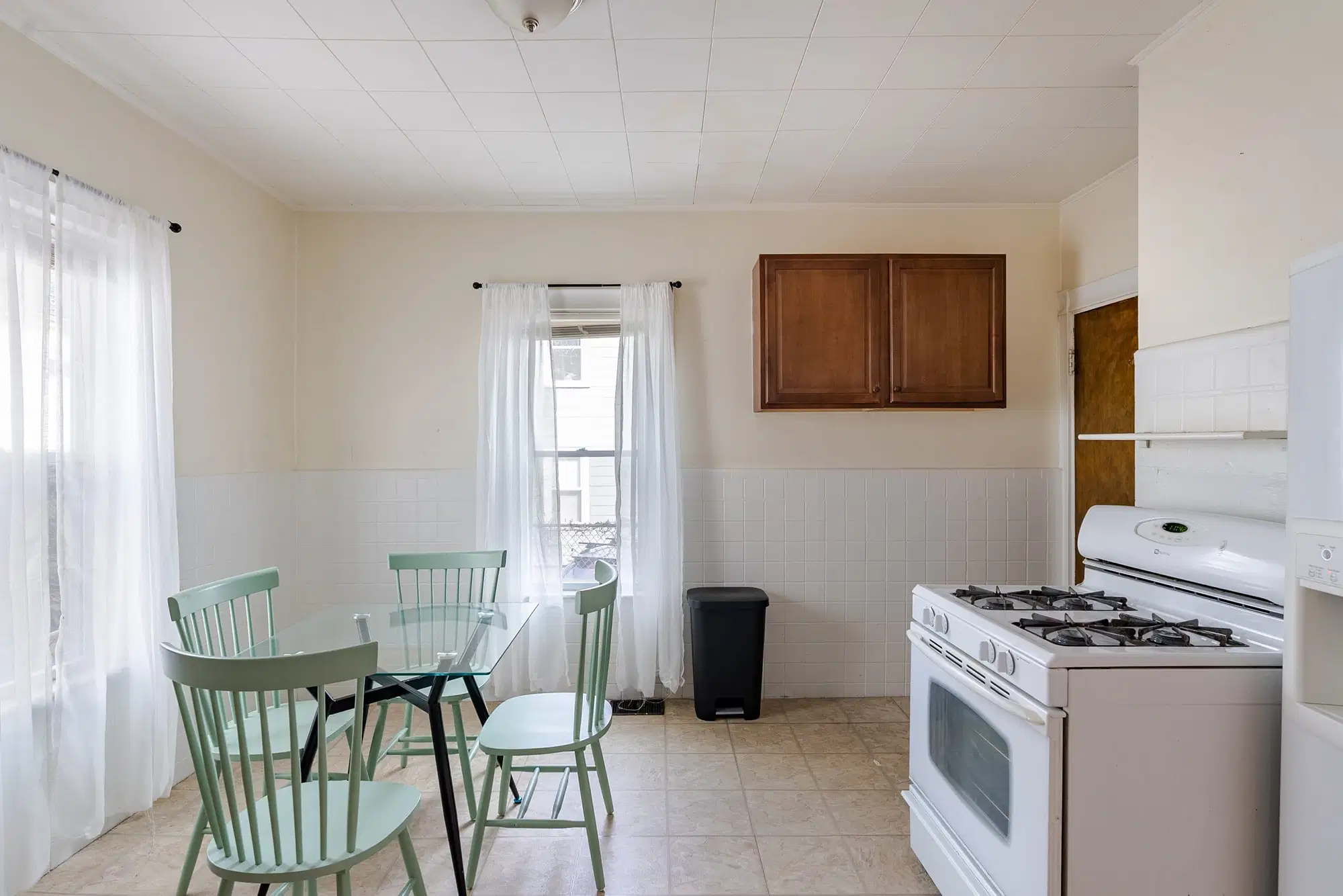 June Homes 02144, Boston – Amenities