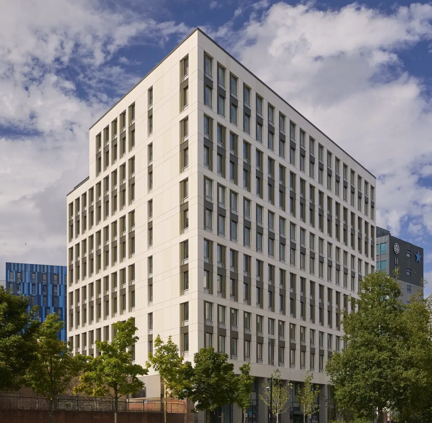 Sheares Hall, Newcastle upon Tyne – Exterior