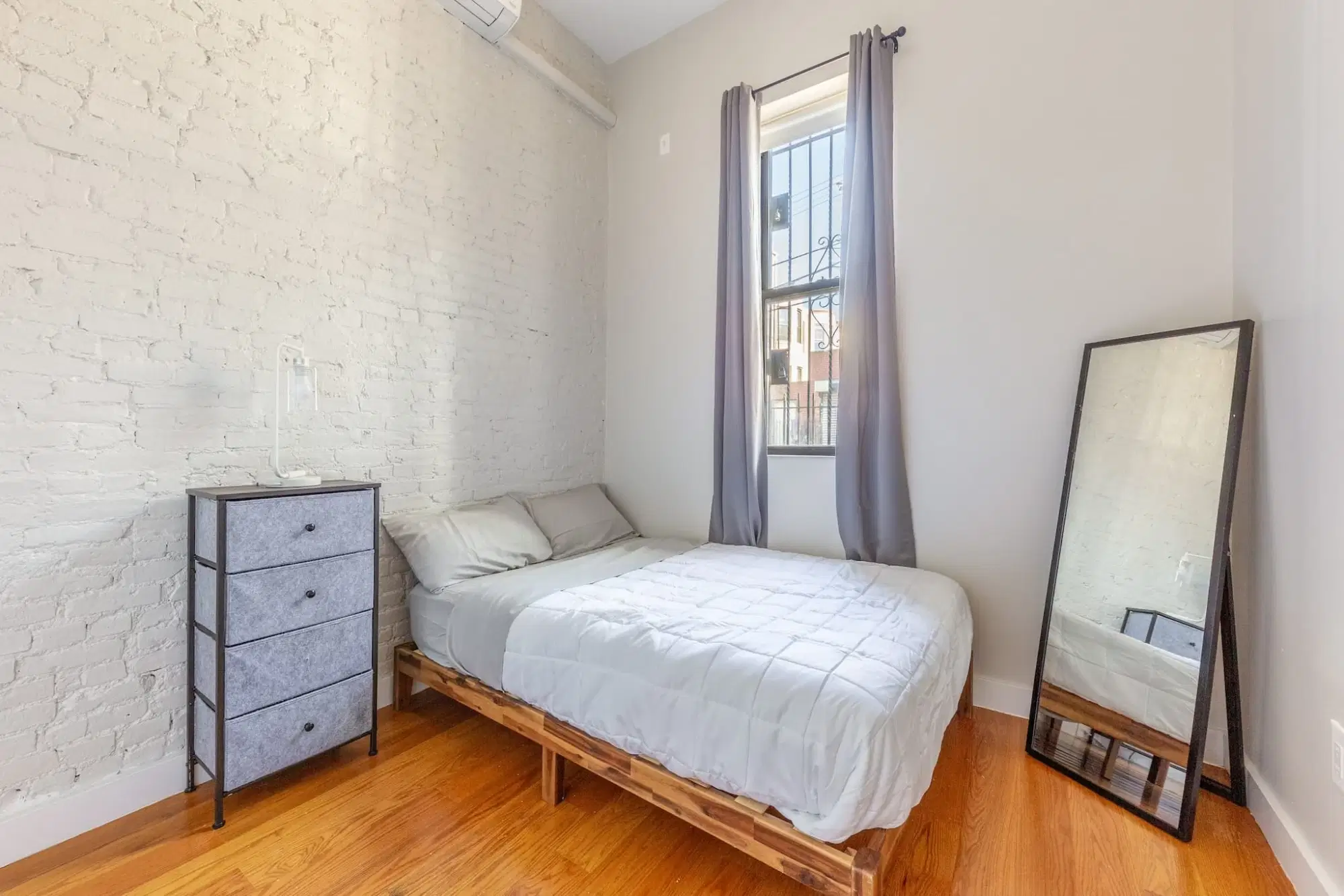 June Homes 11385, New York – #1466D: Ridgewood