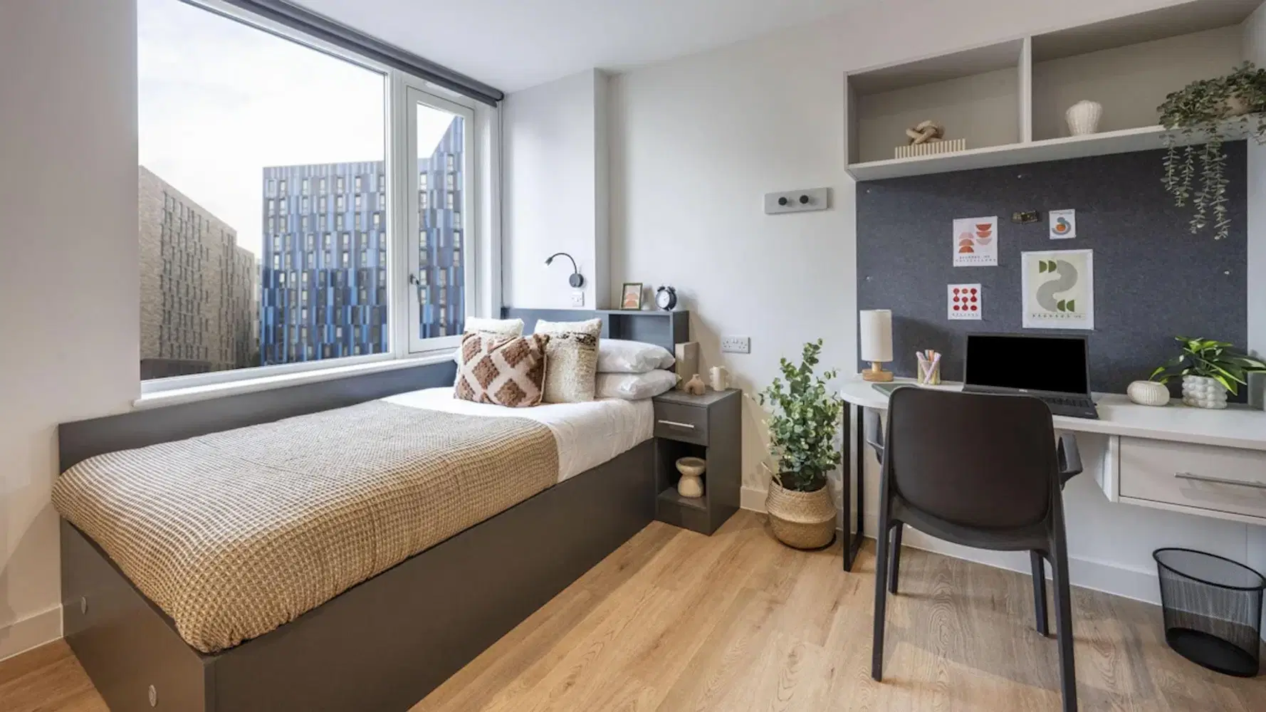 Sheares Hall, Newcastle upon Tyne – Premium Studio Plus