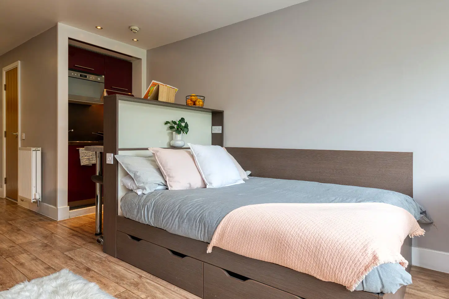 Collegiate Dashwood Studios, London – Premium Plus Studio