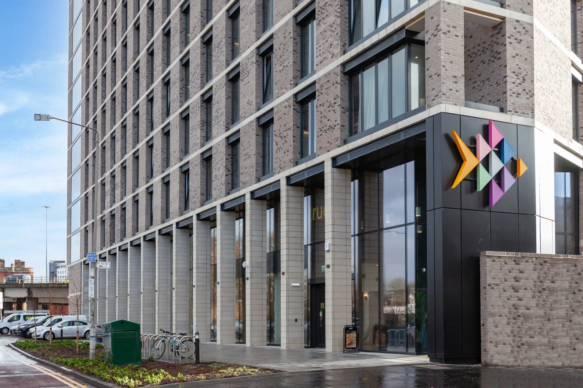 True Glasgow, Glasgow – Exterior