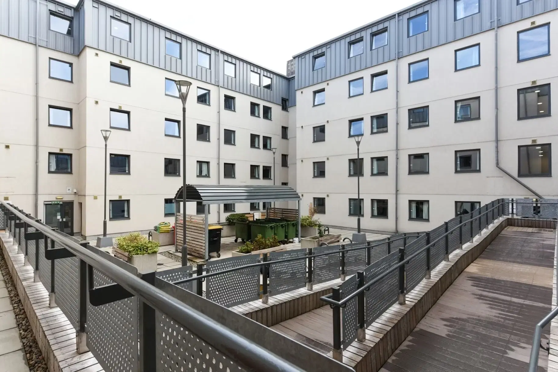 Trinity Square, Nottingham – Exterior