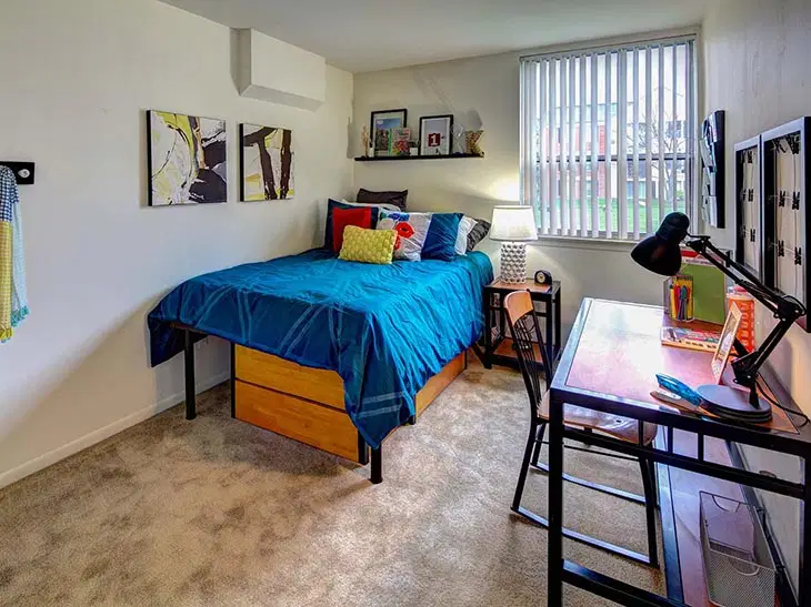 Willowtree Apartments & Tower, Ann Arbor – Bedroom