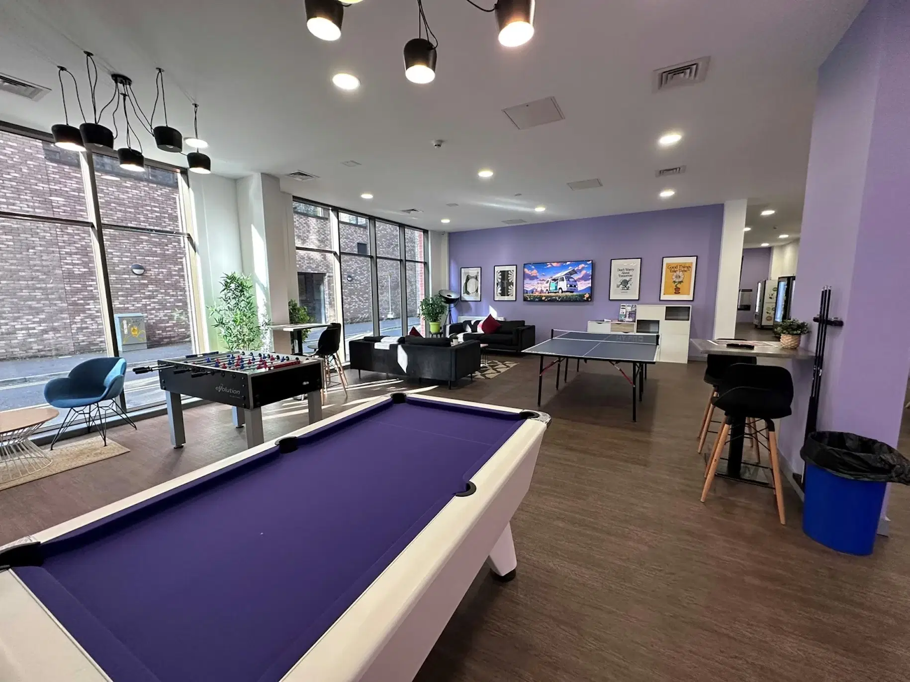 Great Patrick Street, Belfast – Amenities