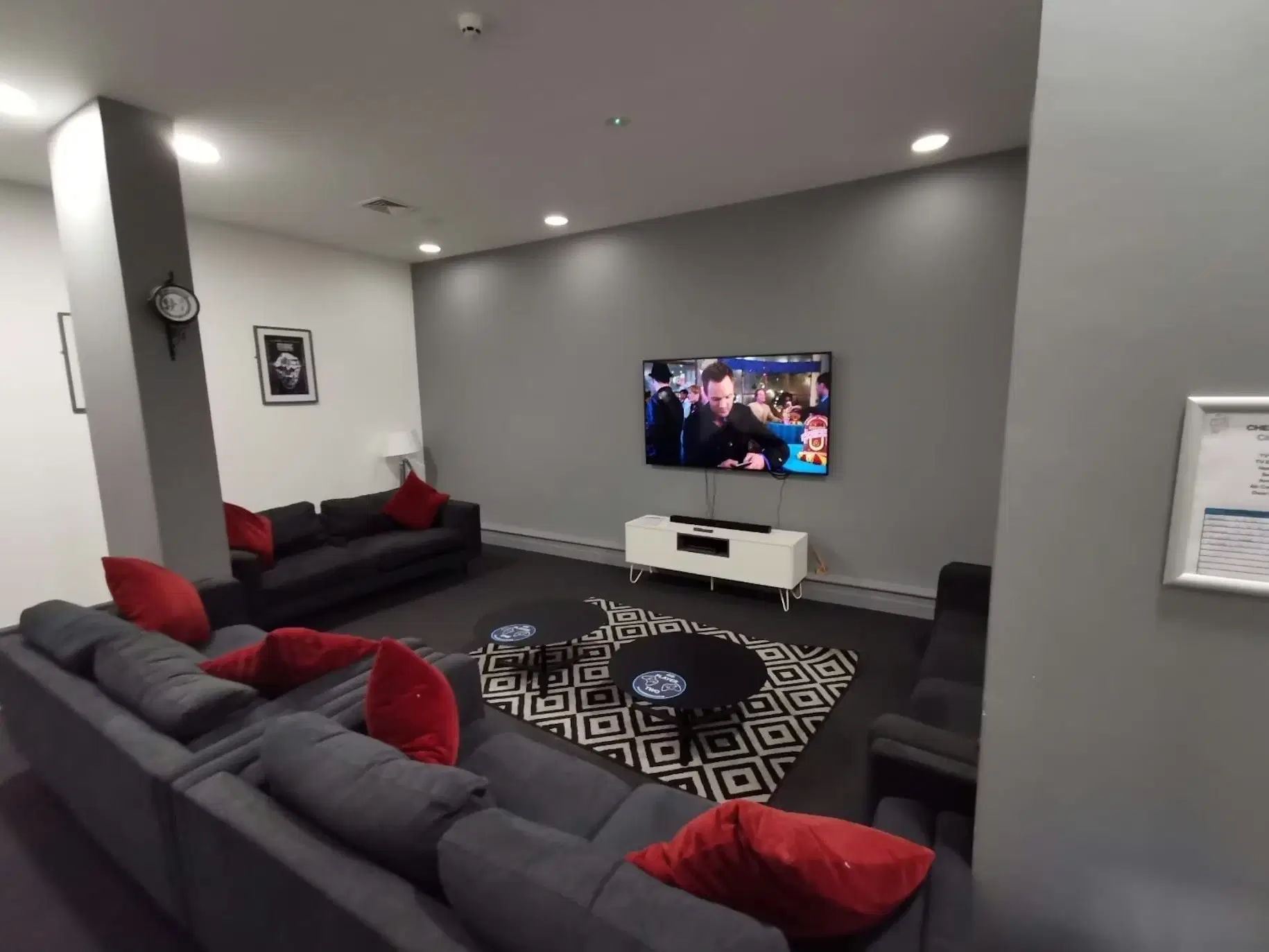 Great Patrick Street, Belfast – Amenities