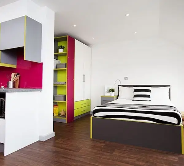 The Boulevard, York – Studio Silver
