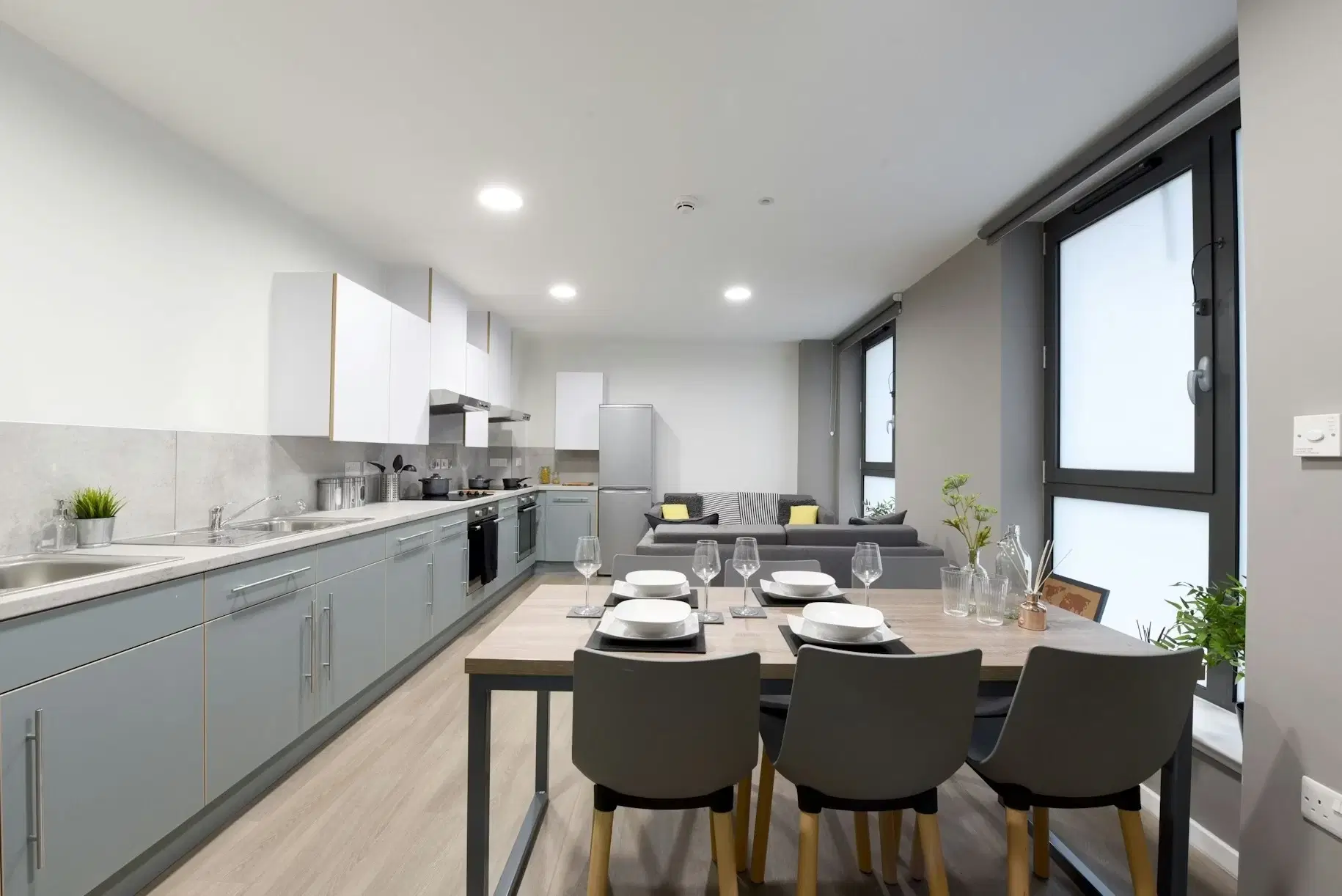 St Mungo's, Glasgow – Amenities