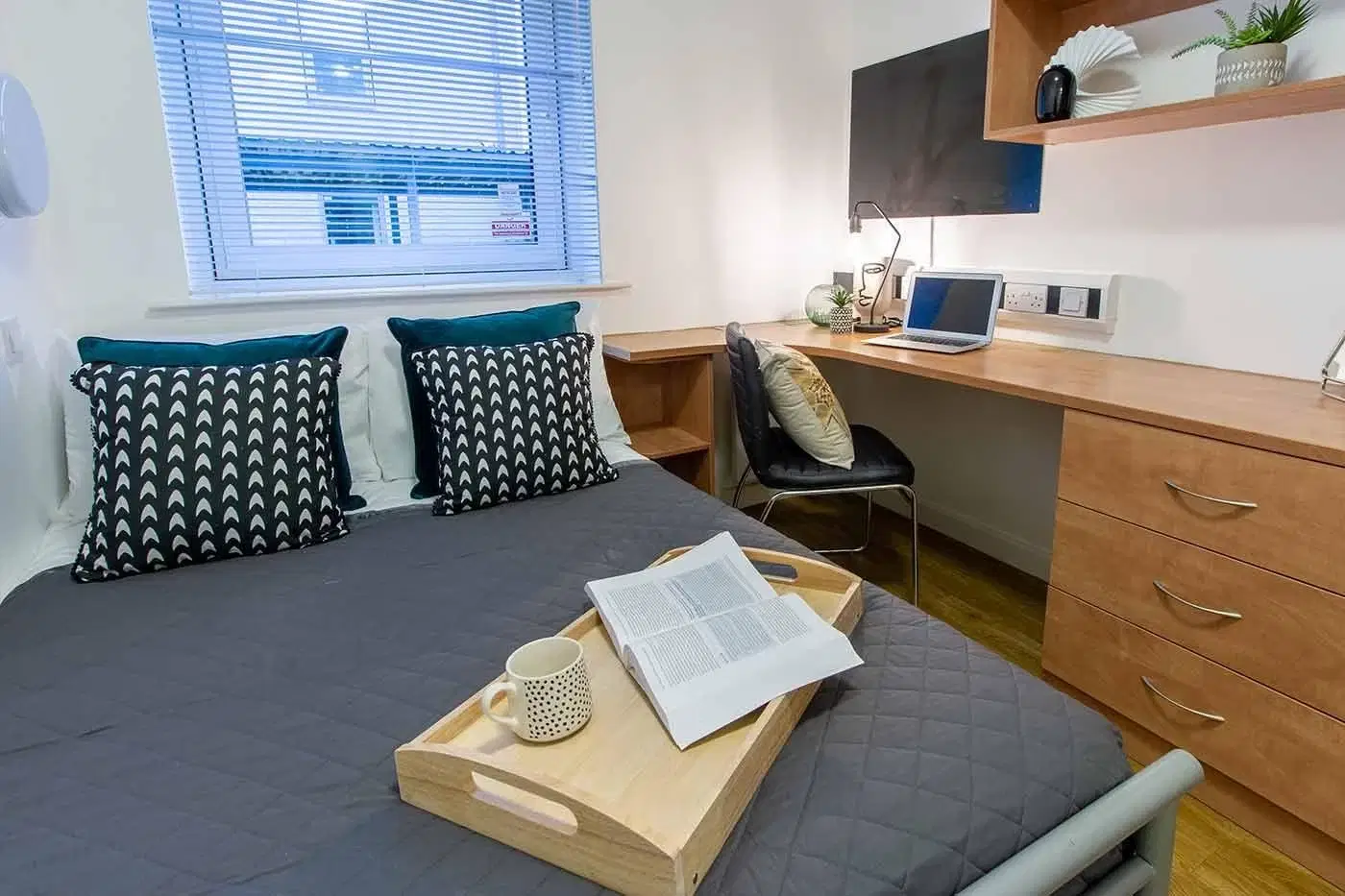 Exeter One, Exeter – Silver Ensuite