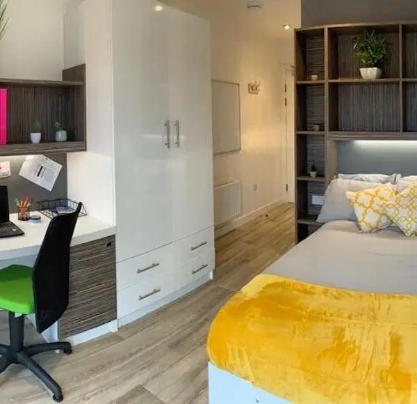 Newcastle 1, Newcastle – Ensuite Silver