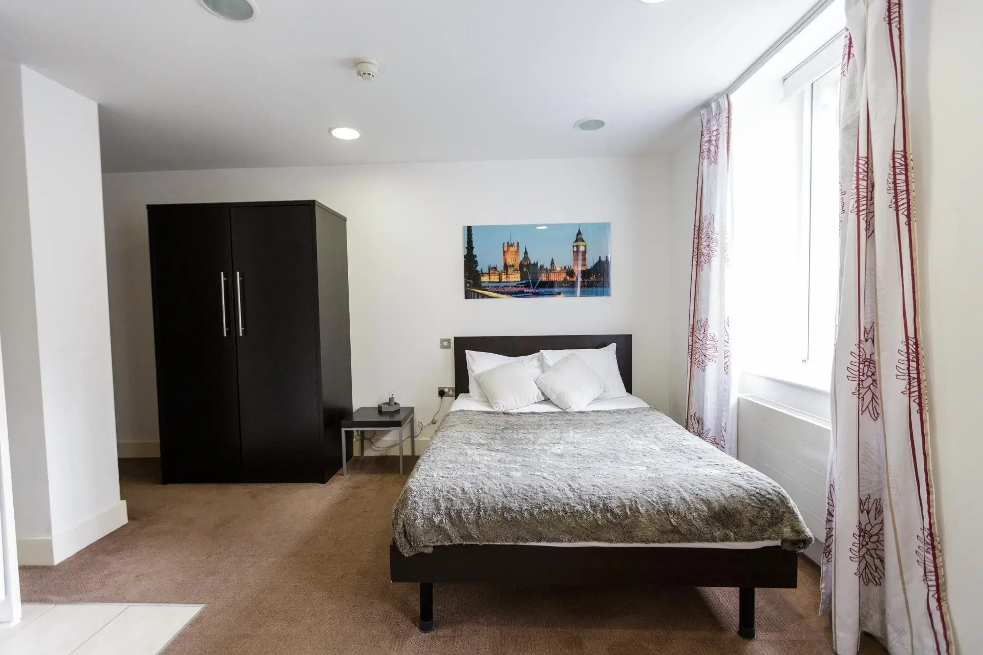 AXO Oxford Circus, London – Gold Studio