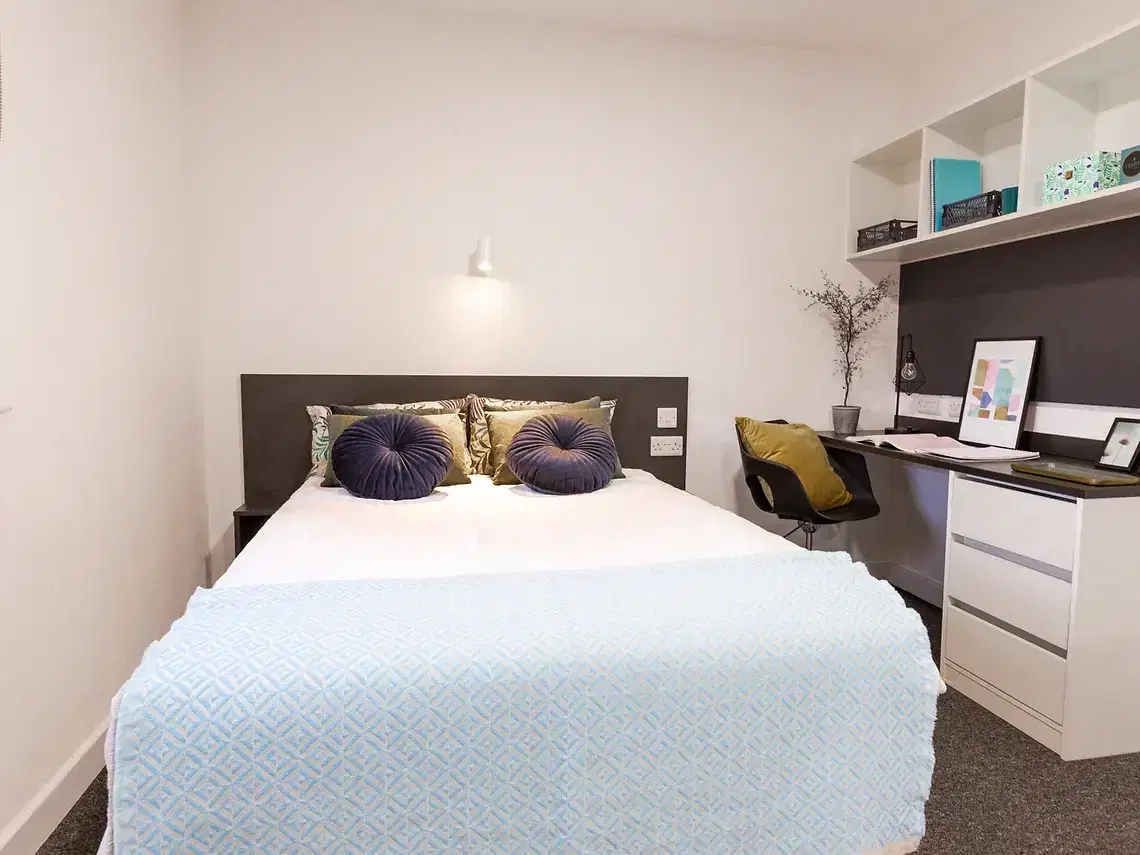 Canterbury Student Manor, Canterbury – Large Premium Studio