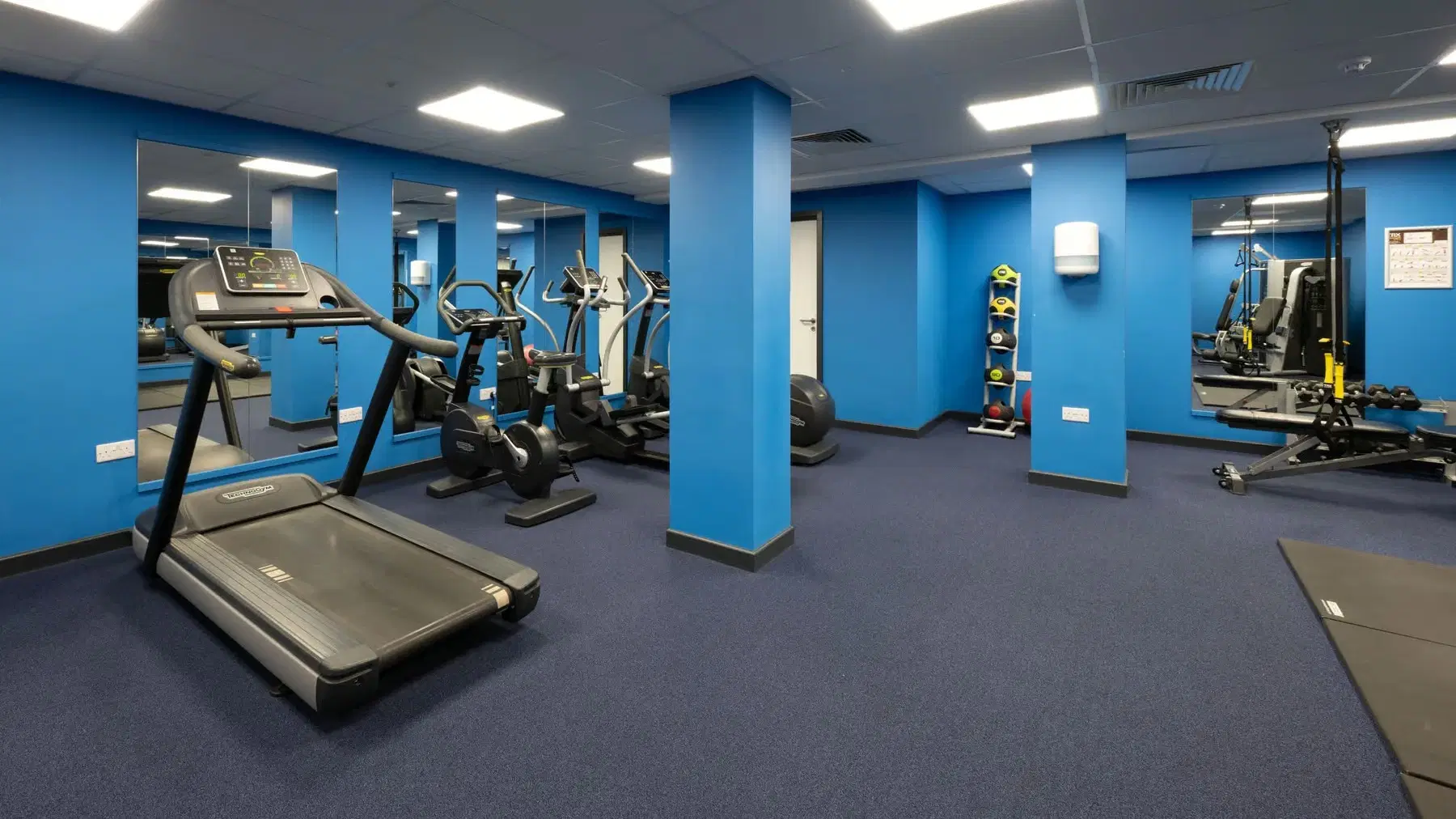Marland House, Southampton – Amenities