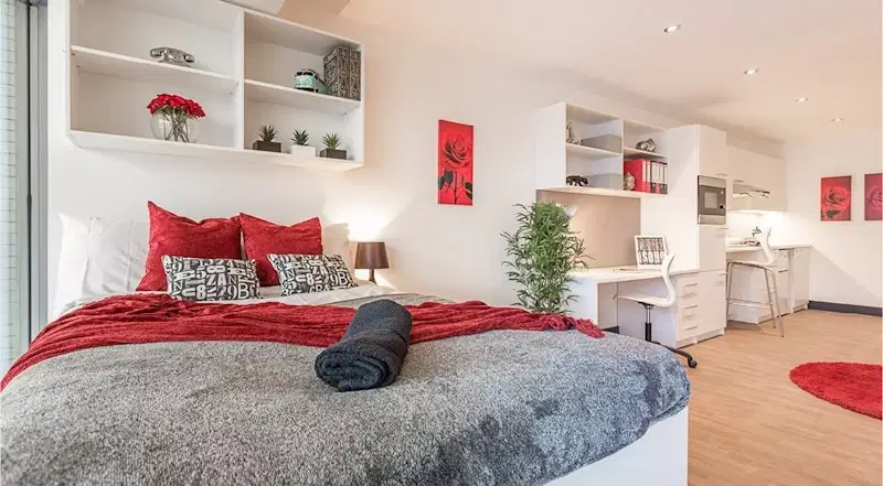 Marland House, Southampton – Studio Sapphire Plus
