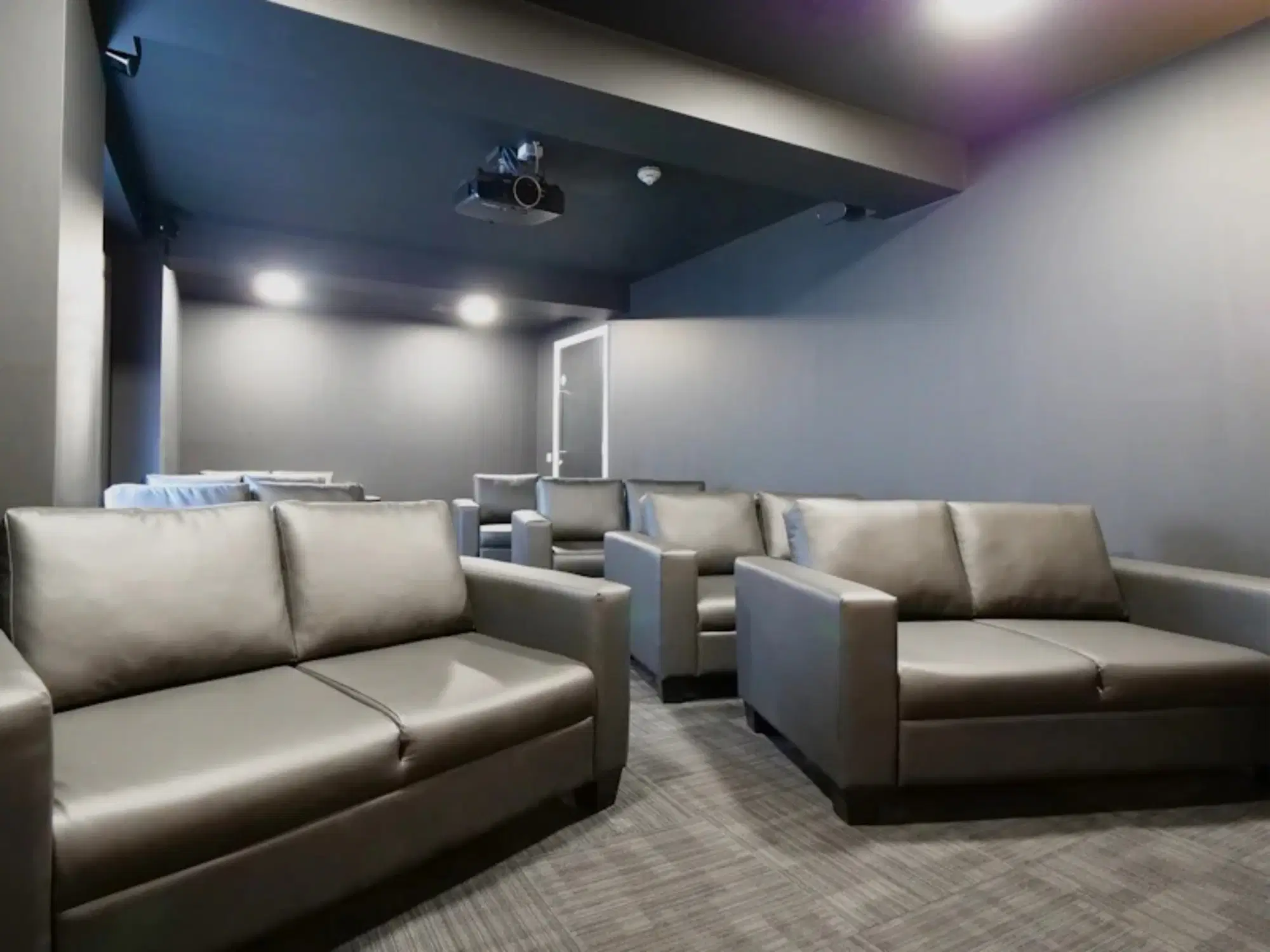Gateway Apartments, Edinburgh – Common Area