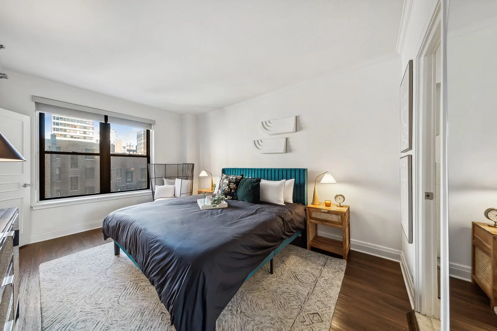 The Seneca Apartments, Chicago