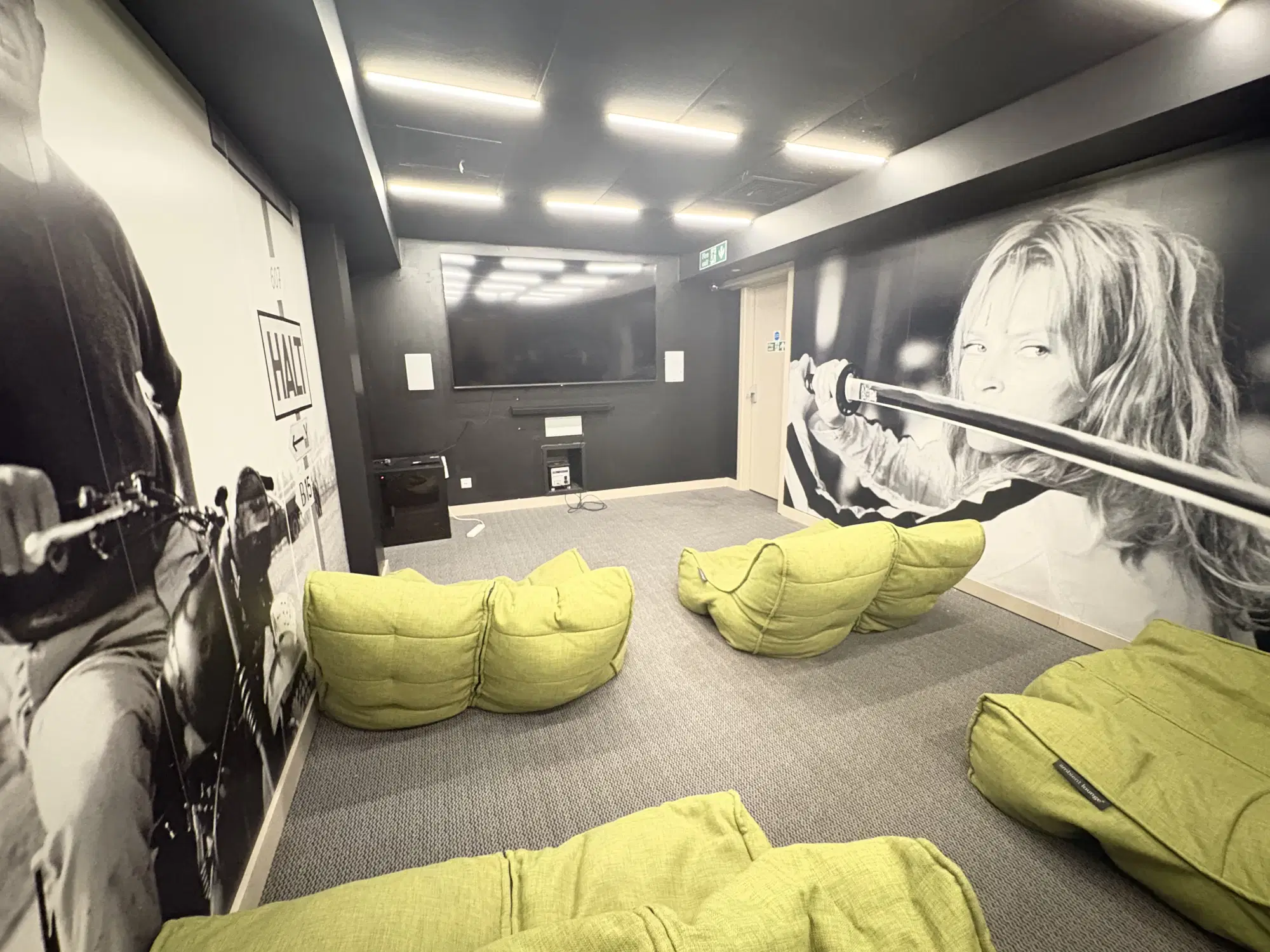 Algernon Firth, Leeds – Common Area
