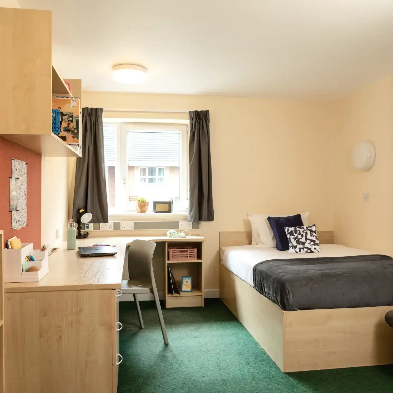 Belgrave View, Birmingham – Gold Ensuite