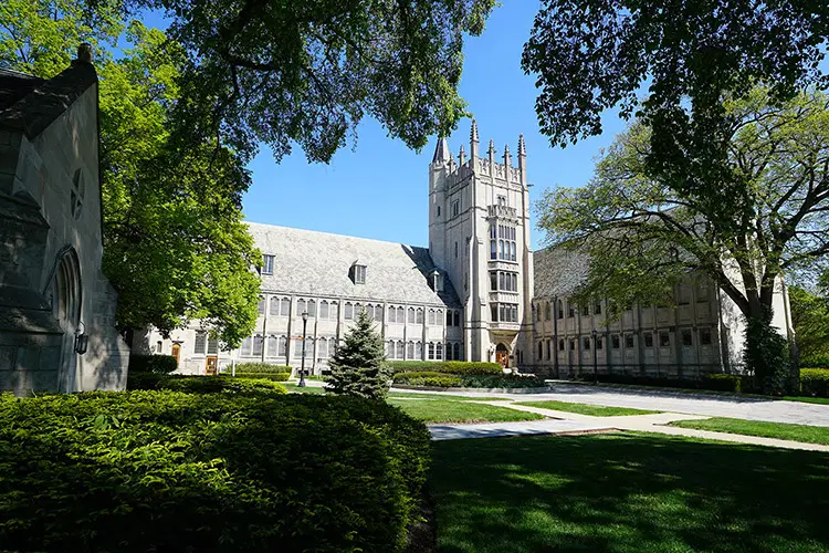 Maple Grove, Chicago – Exterior