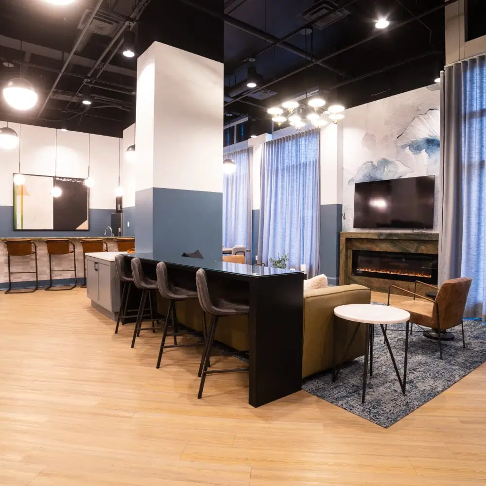 415 Premier Apartments, Evanston – Common Area