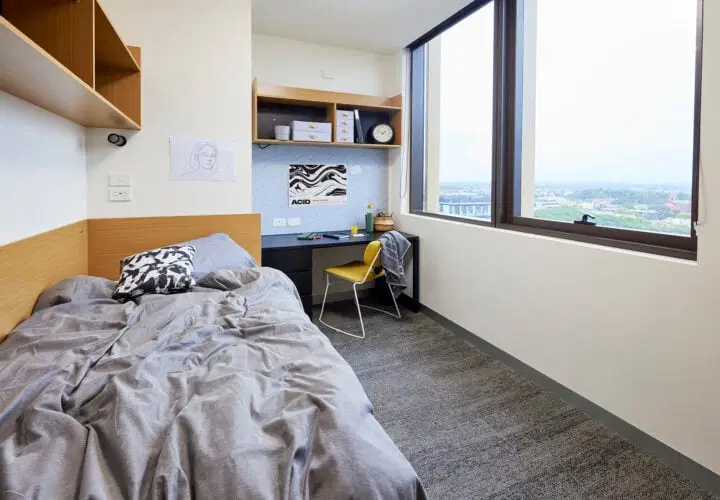 Scape Queensberry, Melbourne – 4 Bedroom Ensuite, King Single Bed
