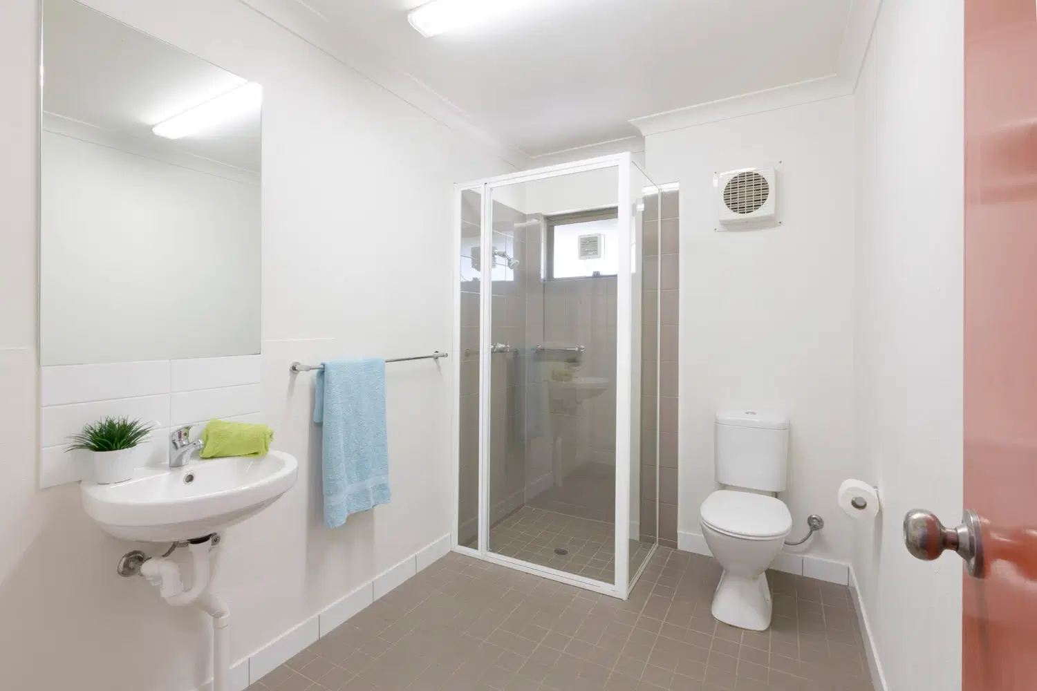 Murdoch University Village, Perth – 2 Bedroom Apartment South Double