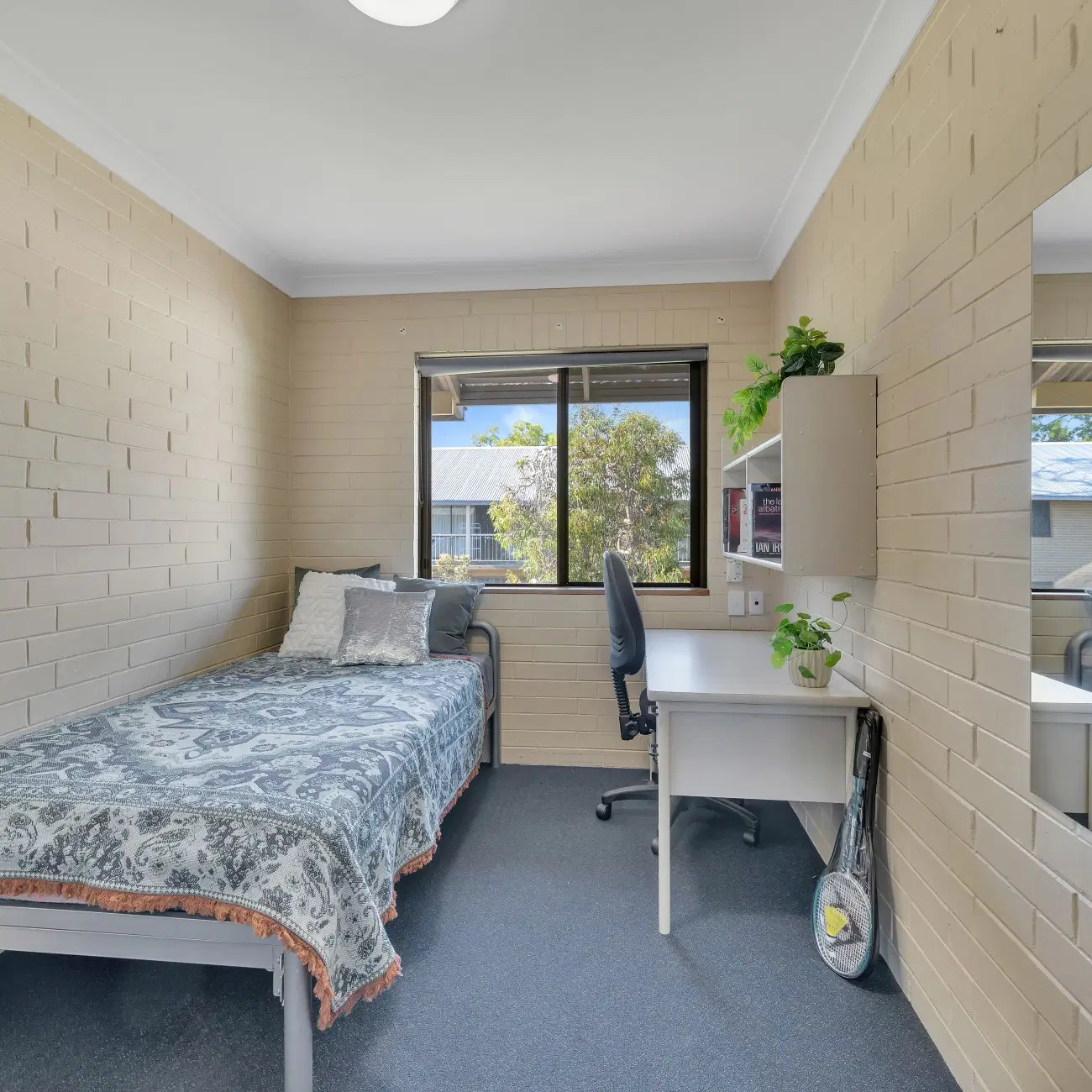 Murdoch University Village, Perth – 5 Bedroom Apartment South