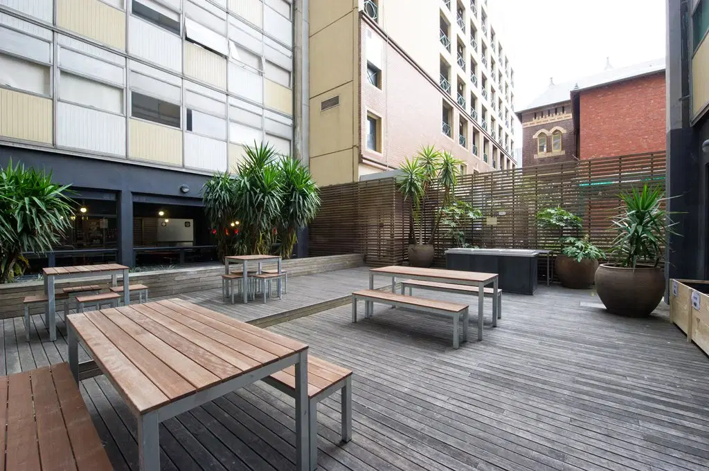 Student Living - 740 Swanston, Melbourne – Exterior