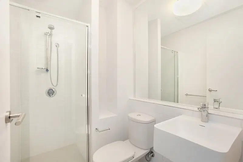 Student Living On Raleigh, Melbourne – Bathroom