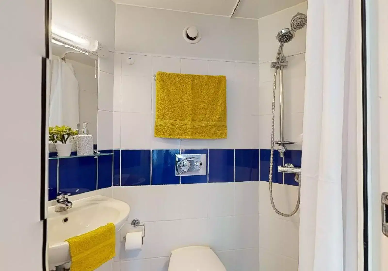 iQ Tufnell House, London – Bronze Studio Plus
