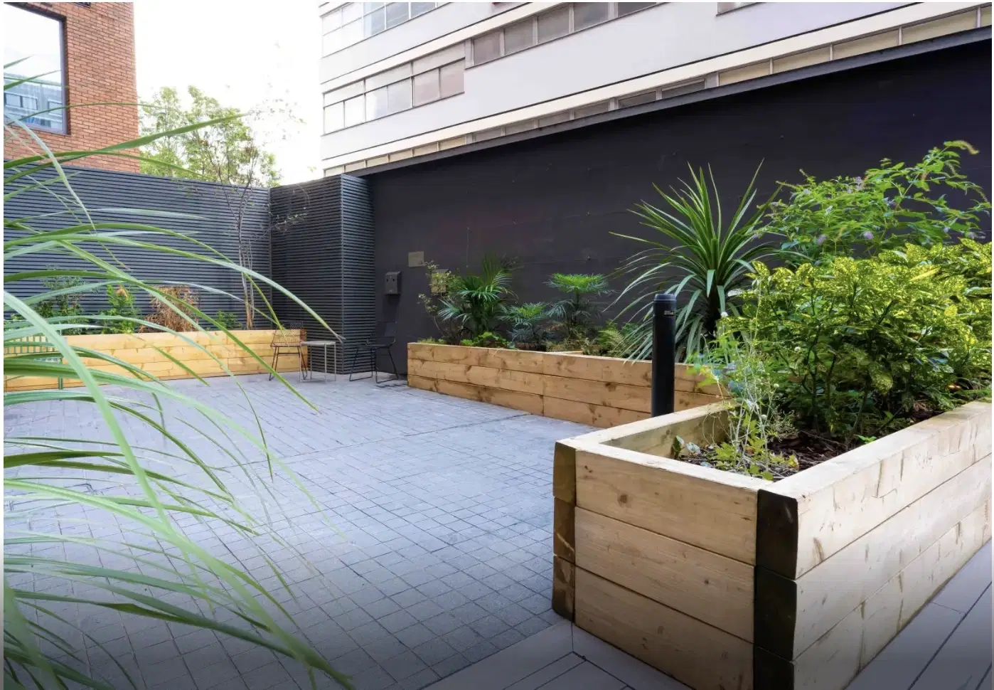 iQ Shoreditch, London – Exterior