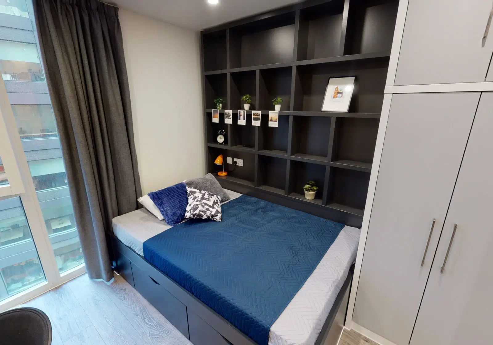 iQ Shoreditch, London – 2 Bed Apartment