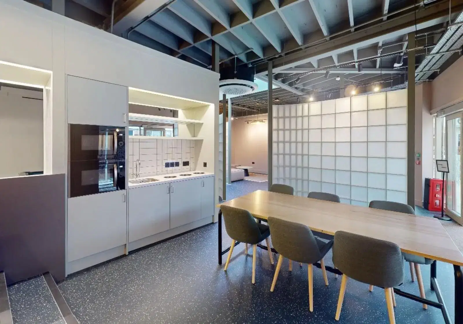 iQ Hoxton, London – Common Area