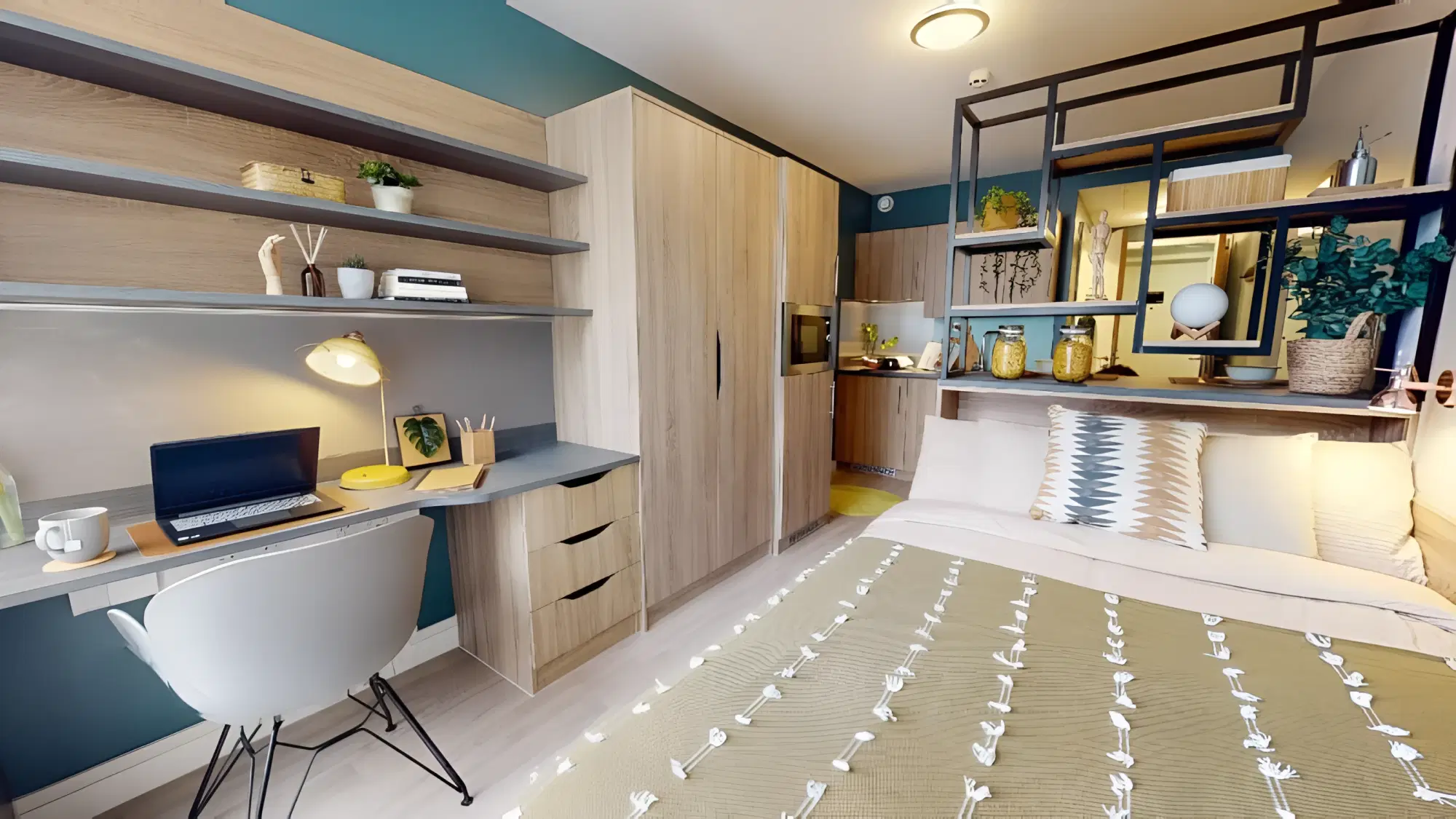 iQ Bankside, London – Gold Studio