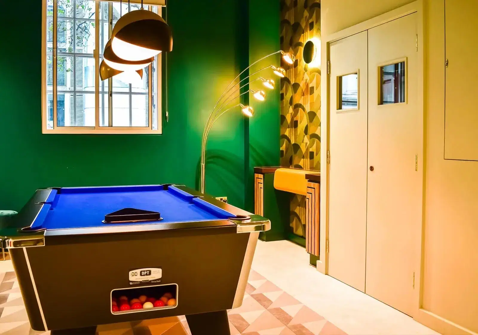 iQ Bloomsbury, London – Amenities