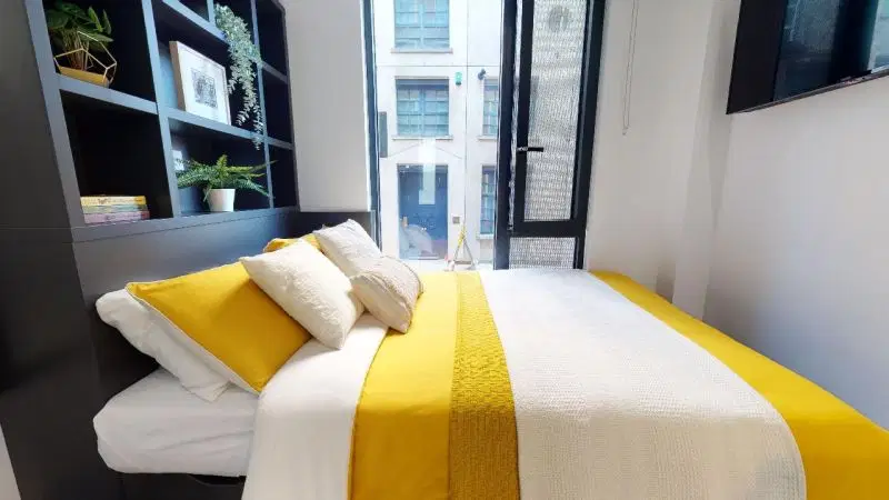 iQ Bloomsbury, London – 2 Bed Apartment