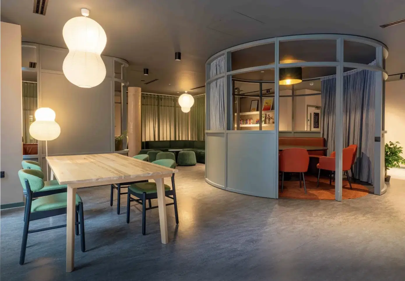 iQ City, London – Common Area