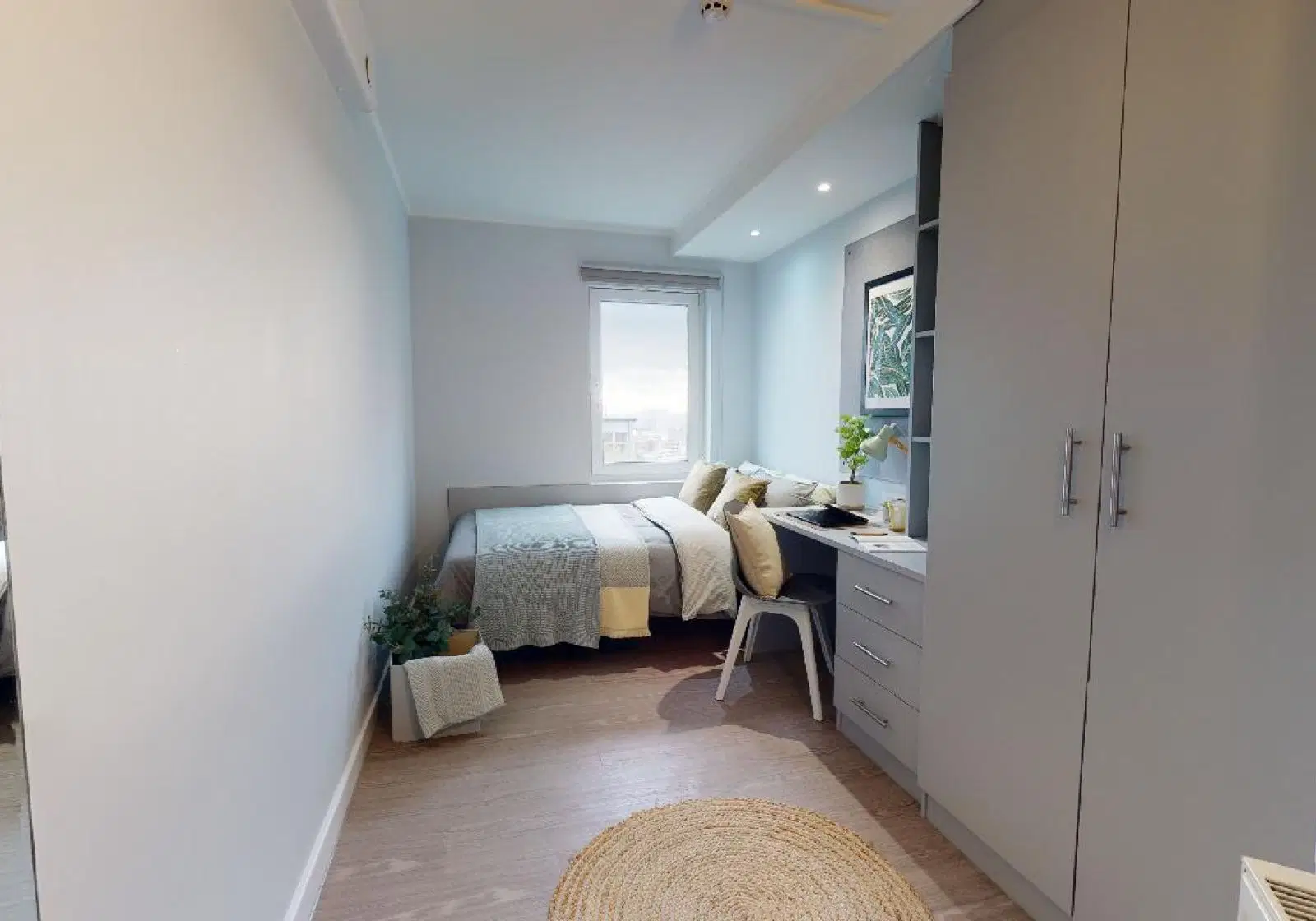 iQ Broderick House, Birmingham – Gold En Suite