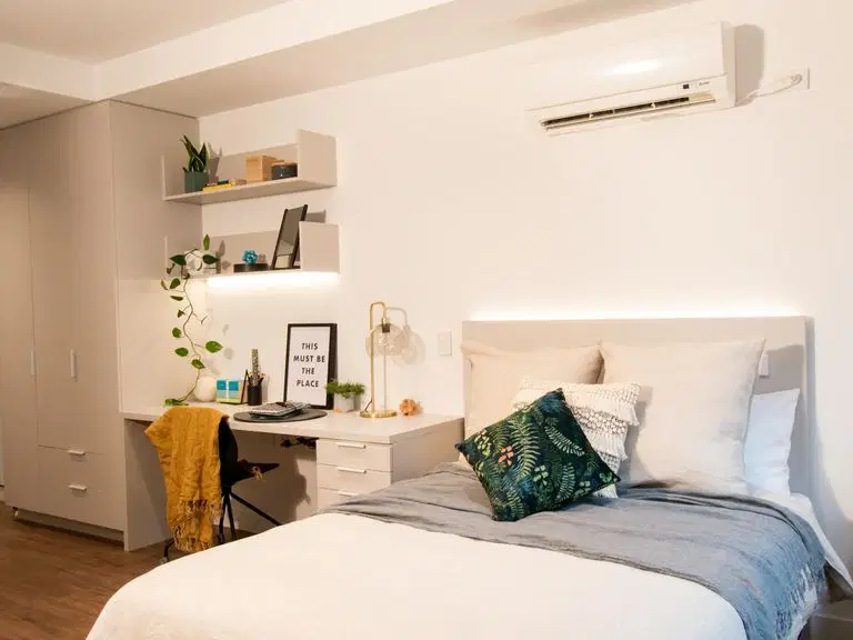 Yugo Berkeley Street, Melbourne – DDA Studio
