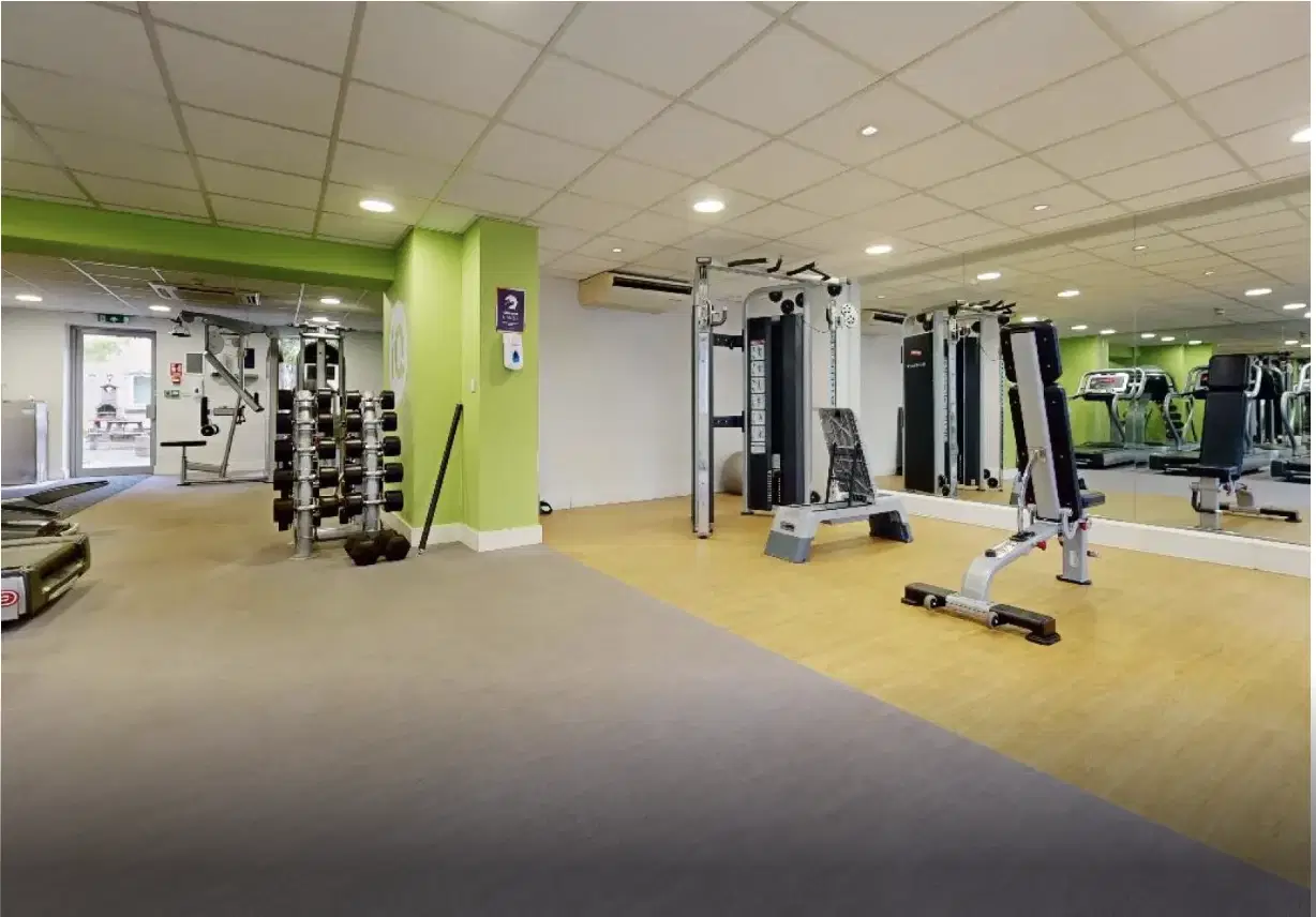 iQ Aspley House, Huddersfield – Amenities