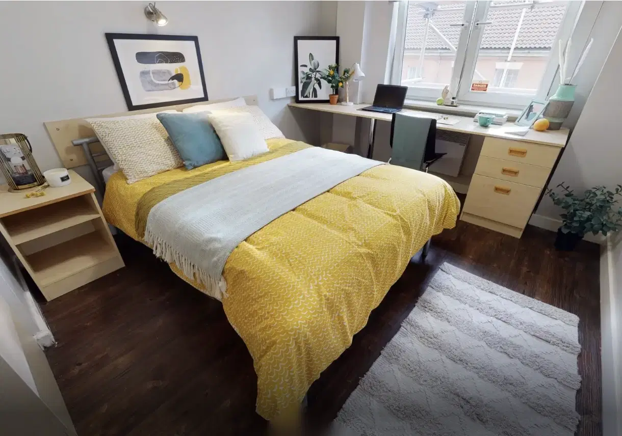 iQ Grosvenor House, Leicester – Gold En Suite