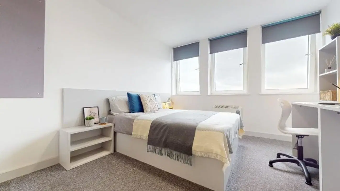 iQ Newtown House, Nottingham – Silver Studio