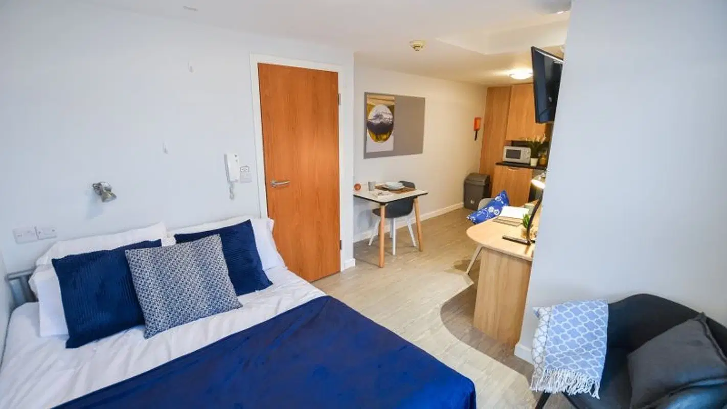 iQ Steel, Sheffield – Gold Studio Plus