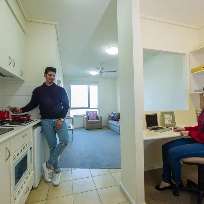 Student Living - 570 Lygon, Melbourne – Kitchen
