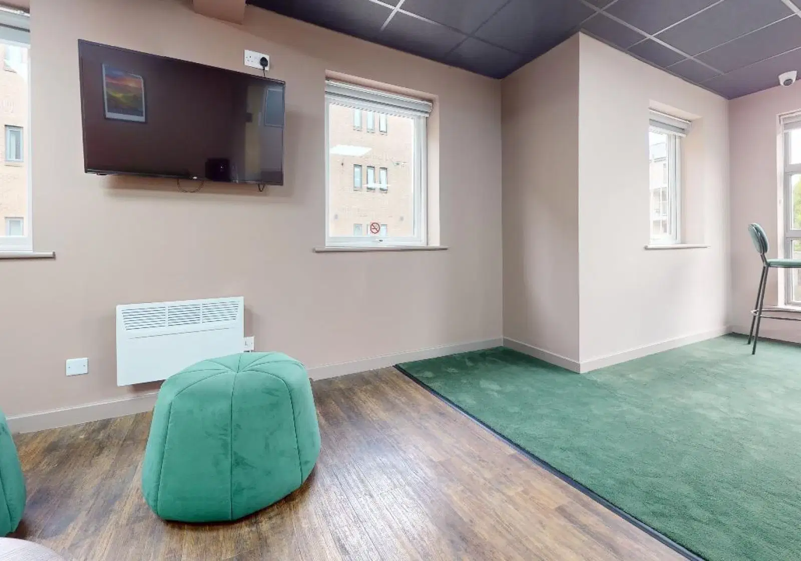 iQ Little Aspley House, Huddersfield – Common Area