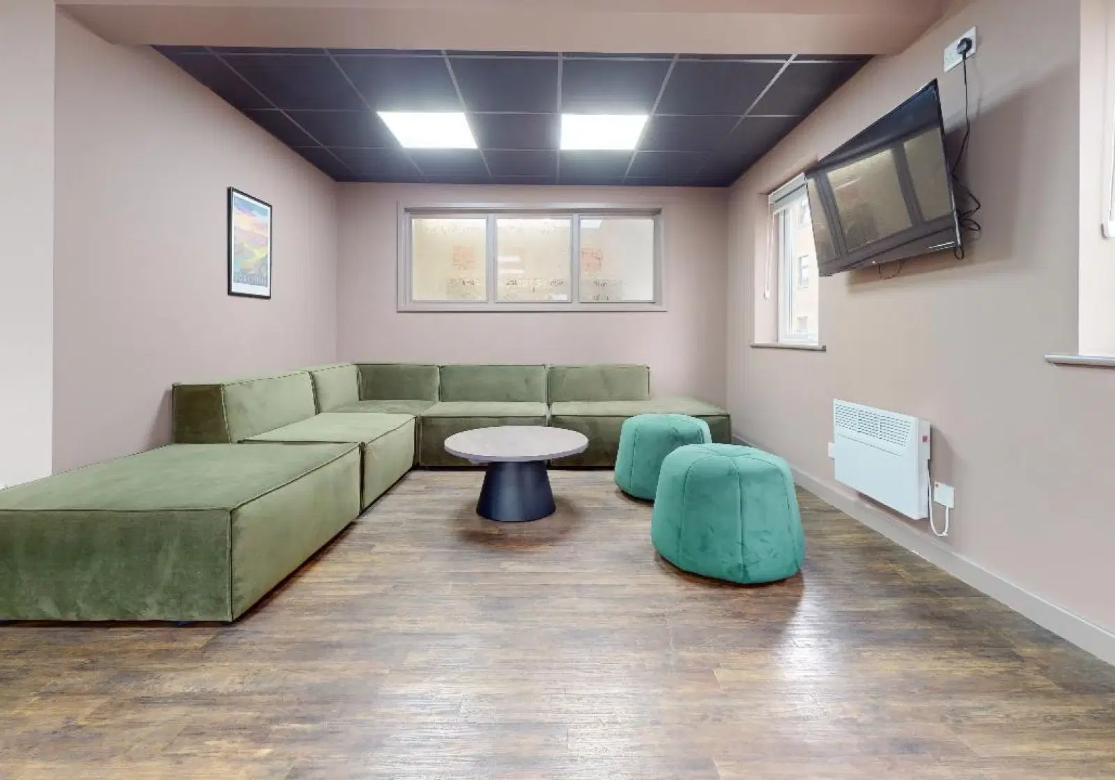 iQ Little Aspley House, Huddersfield – Common Area