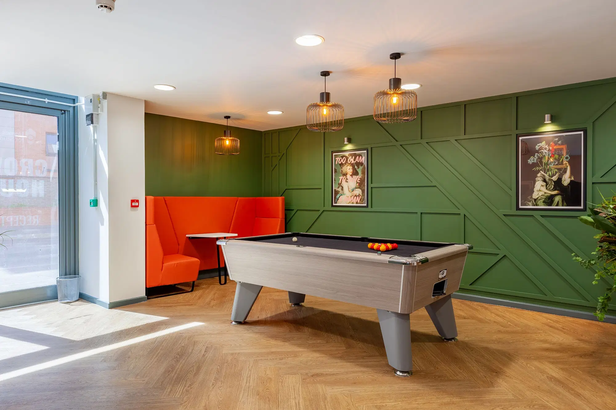 Crown House, Reading – Amenities