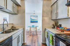 Mueller Flats Apartments, Austin – Kitchen